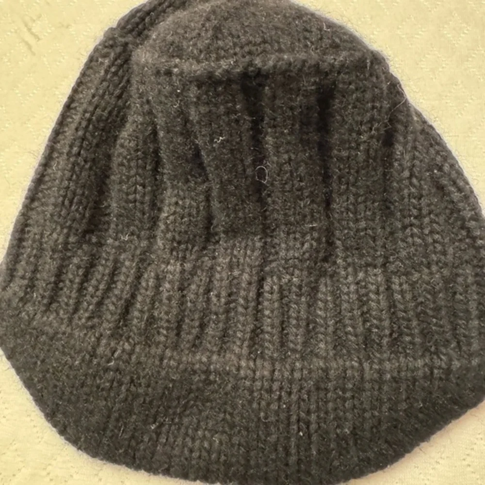 Portolano Classic Black Kids Knit Hat